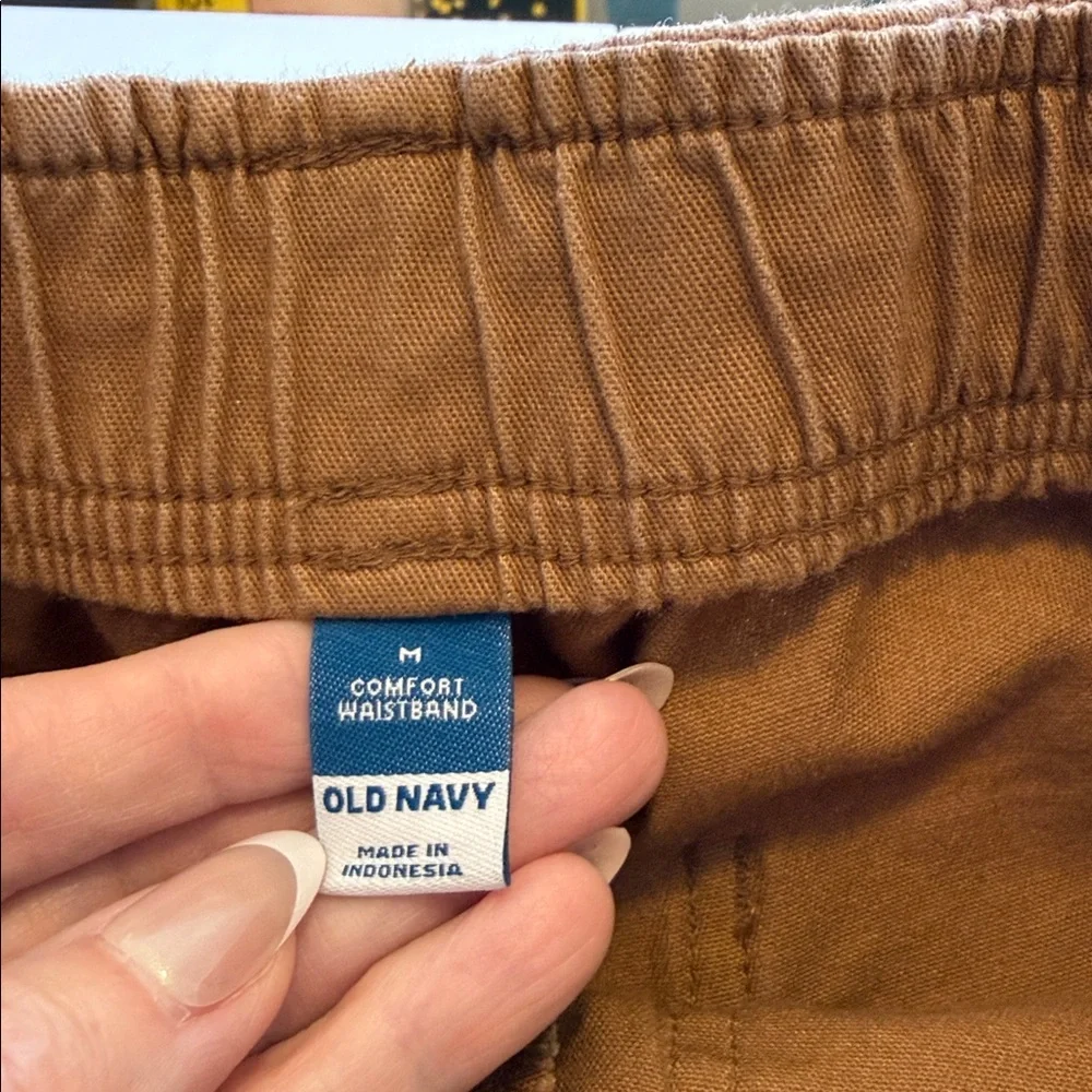 Old Navy Women’s Tan Carpenter Pants - Picture 2 of 4